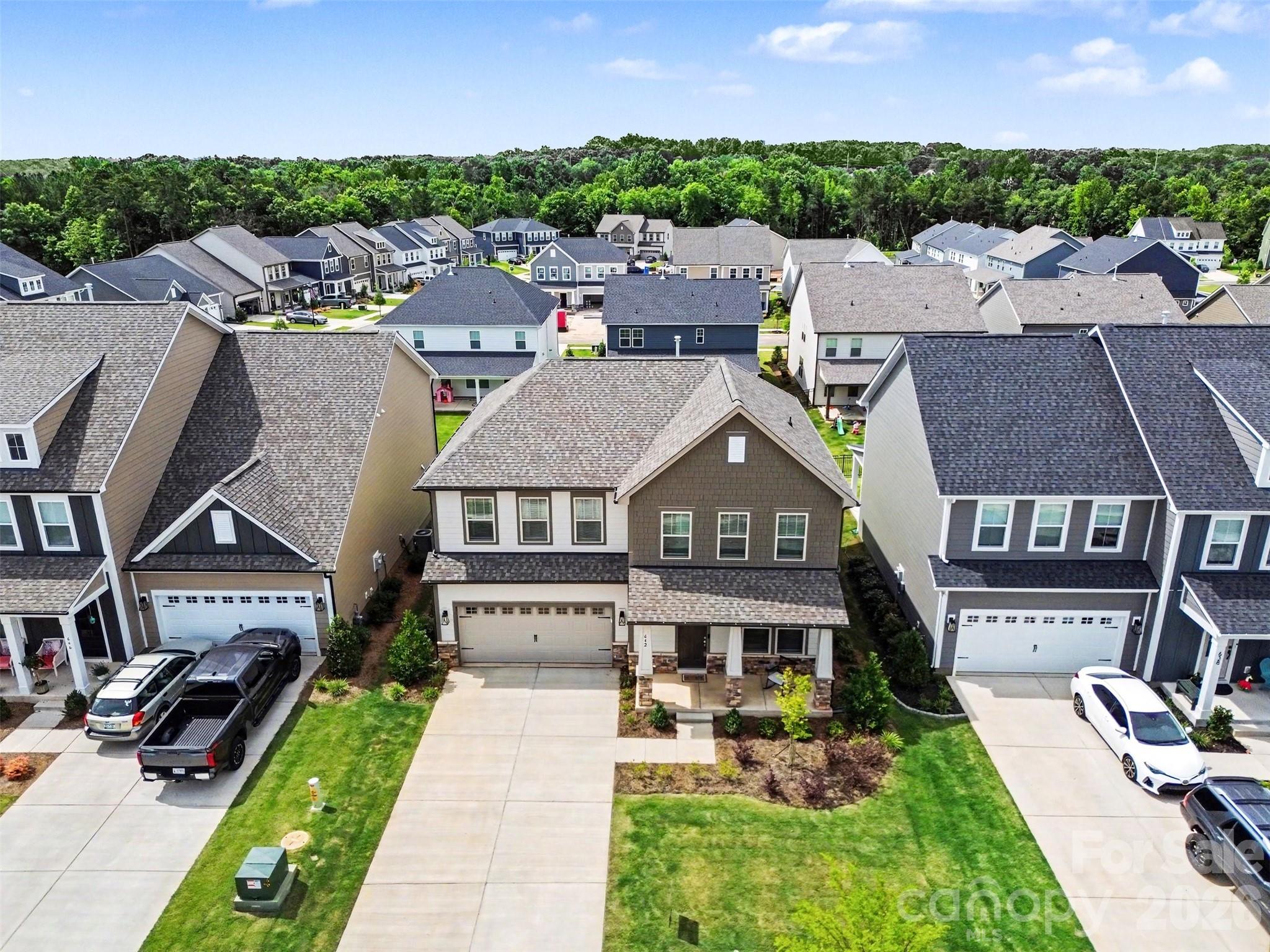 Lakeside Glen - Residential