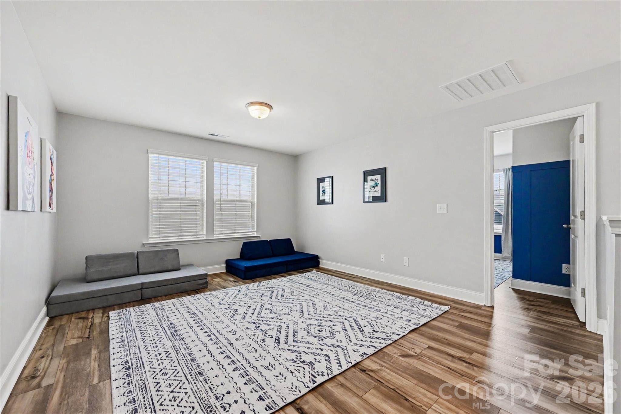 Lakeside Glen - Residential