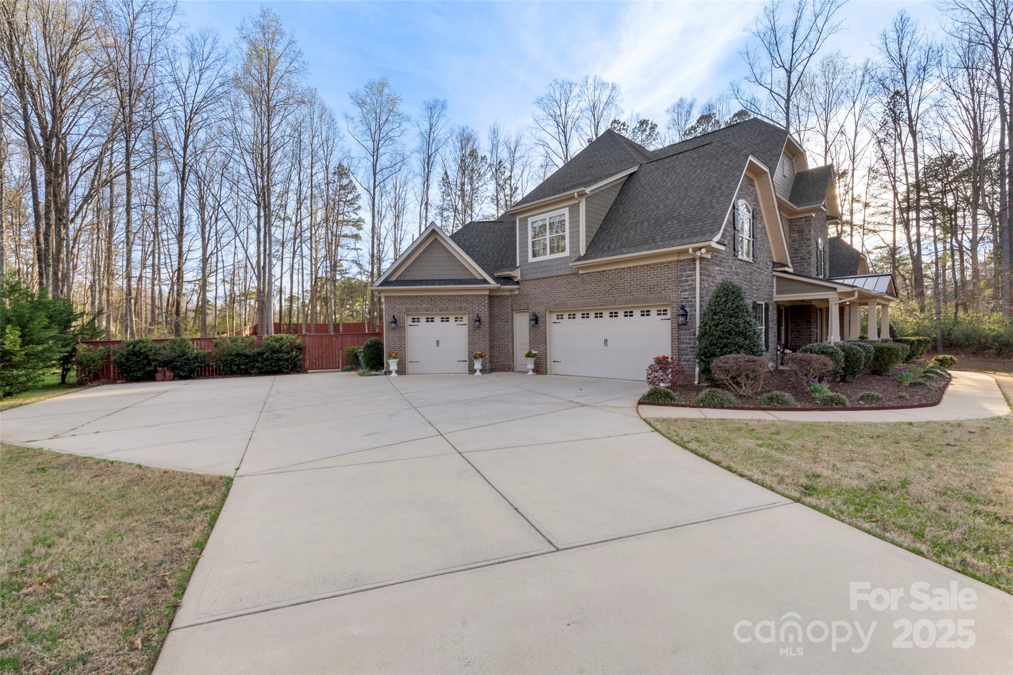 The Coves On River Oaks - Residential