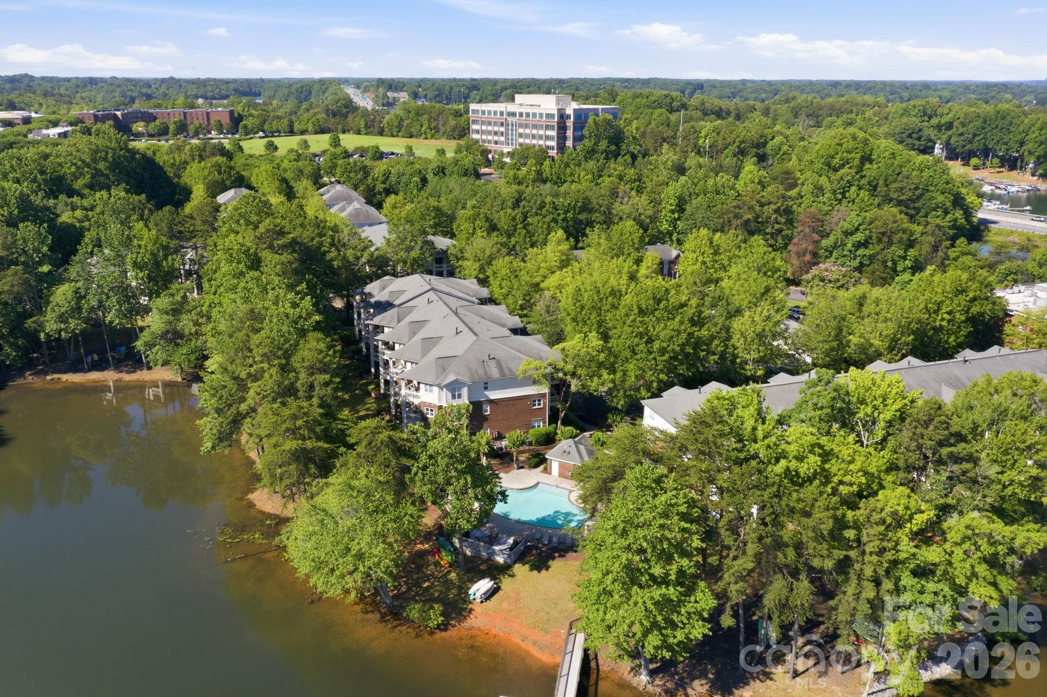Spinnaker Reach - Residential