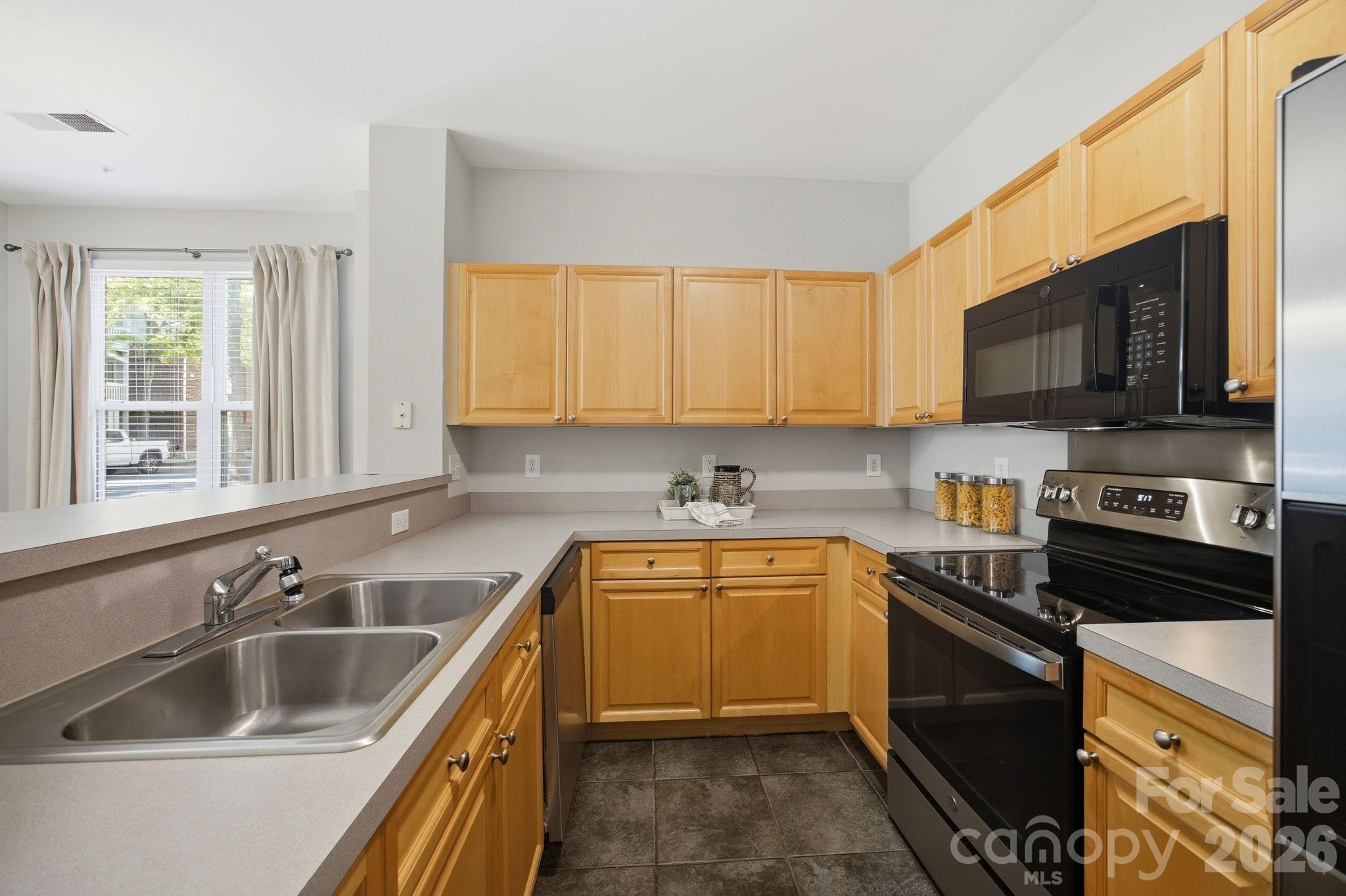 Spinnaker Reach - Residential
