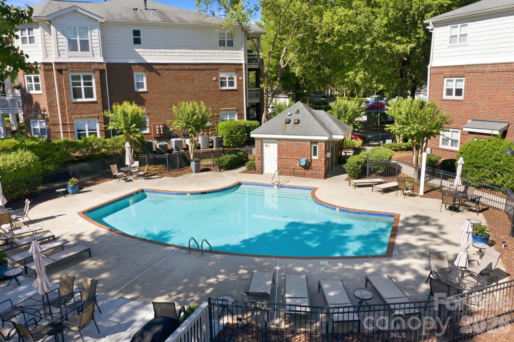 Spinnaker Reach - Residential