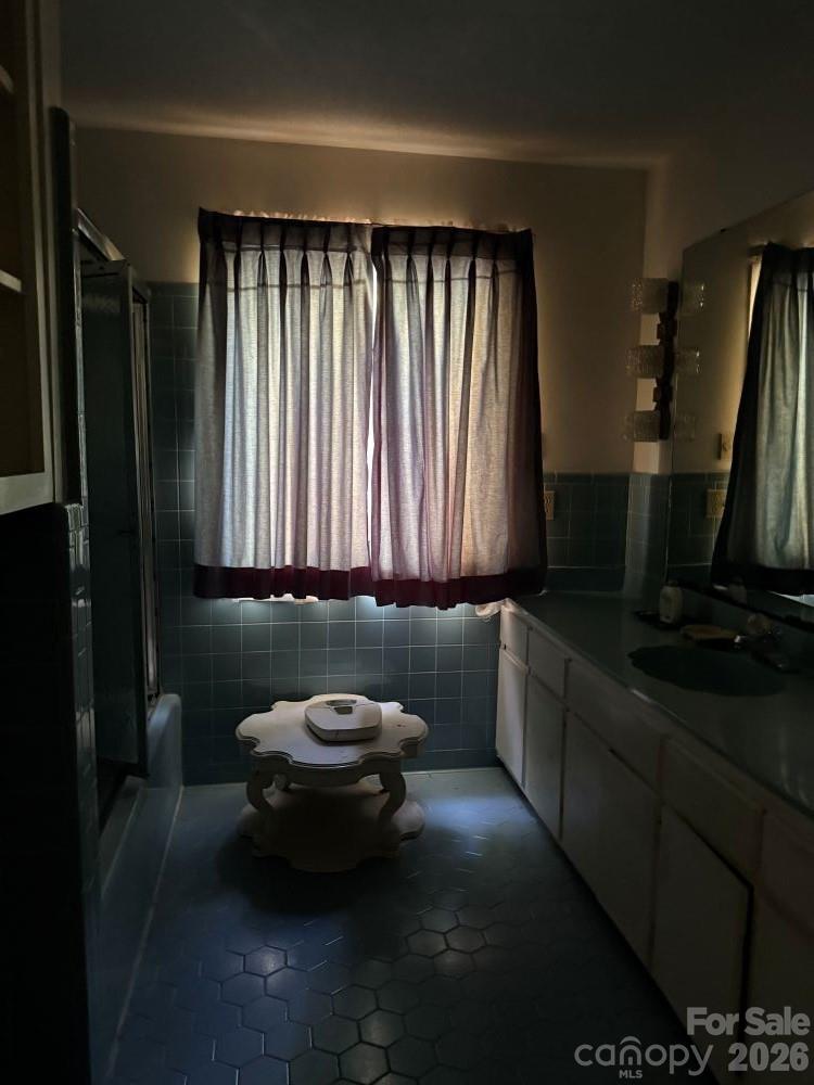 Sedgefield Acres - Residential
