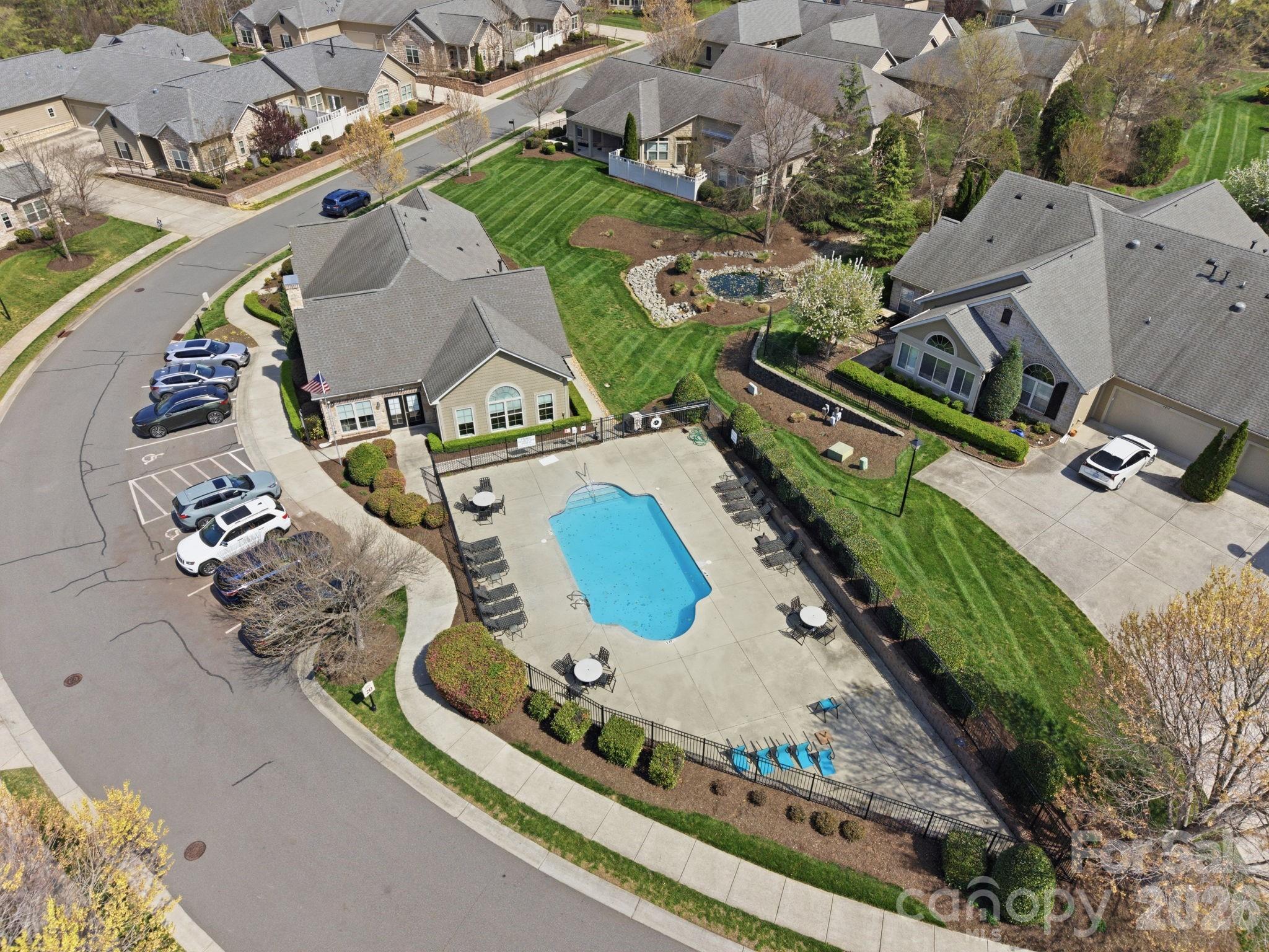 Polo Club at Mountain Island Lake - Residential