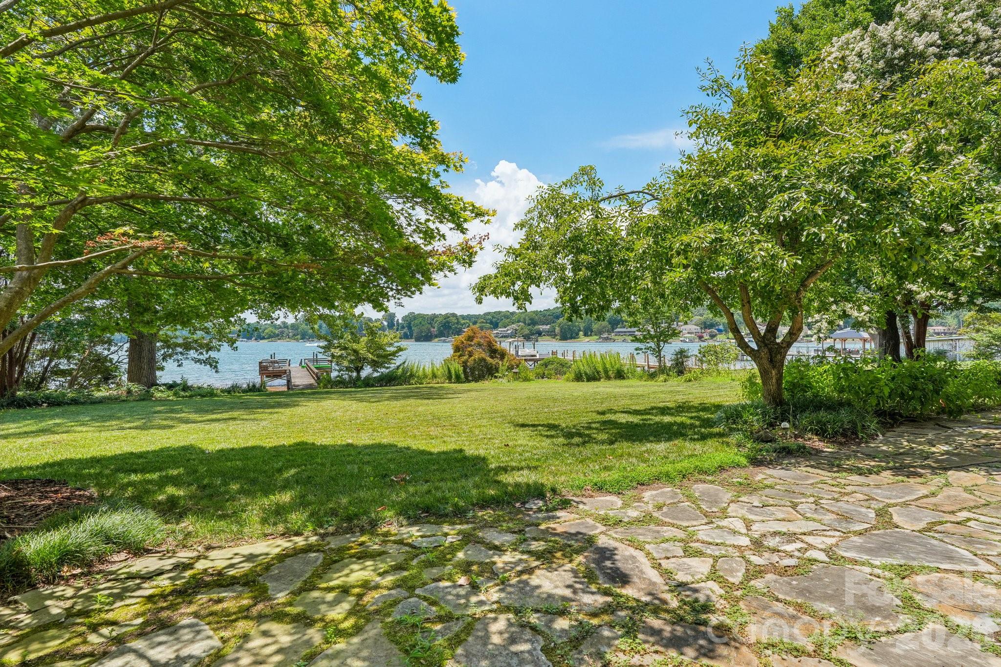 Lake Norman Bonanza - Residential