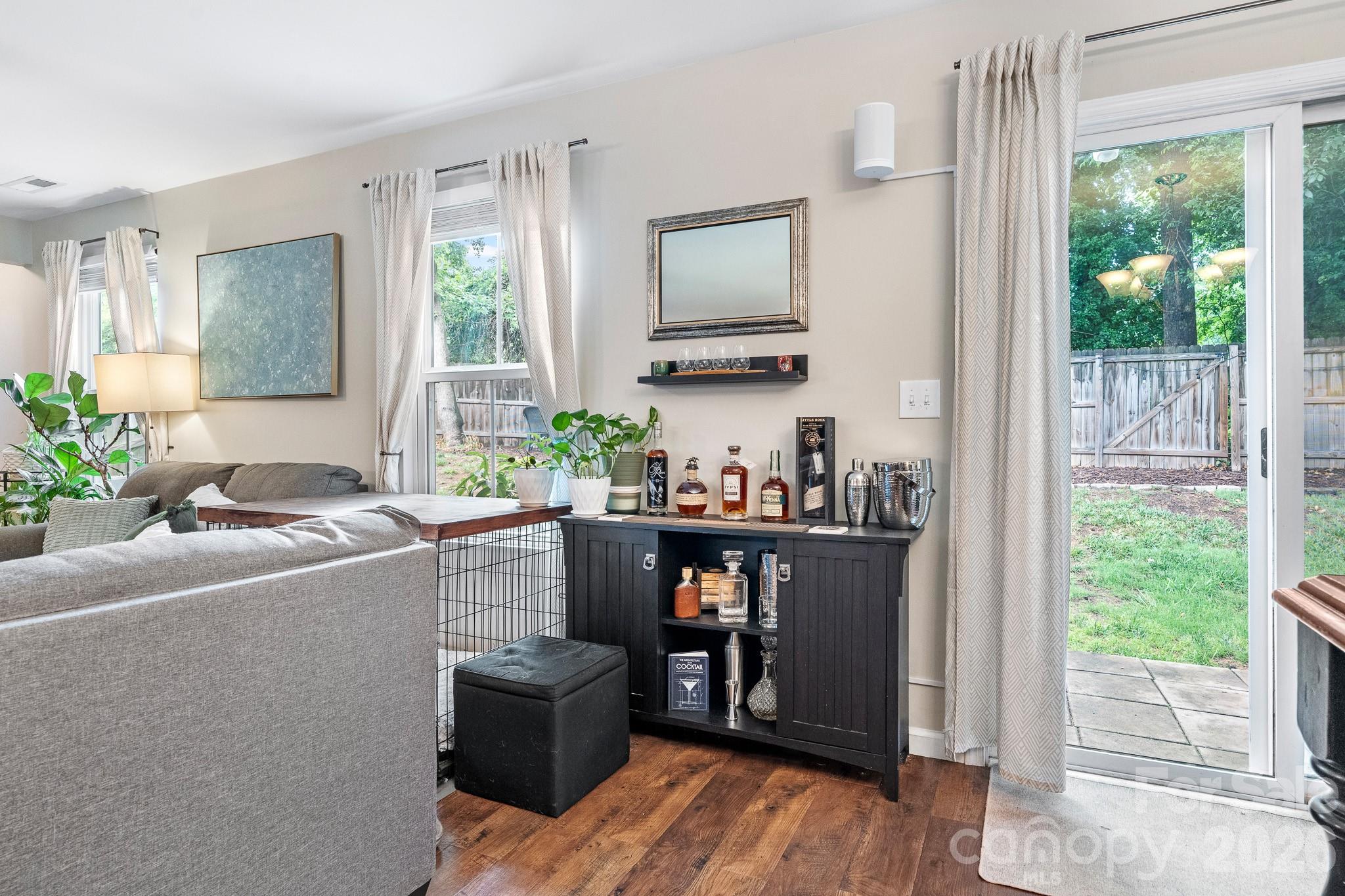Independence Woods - Residential
