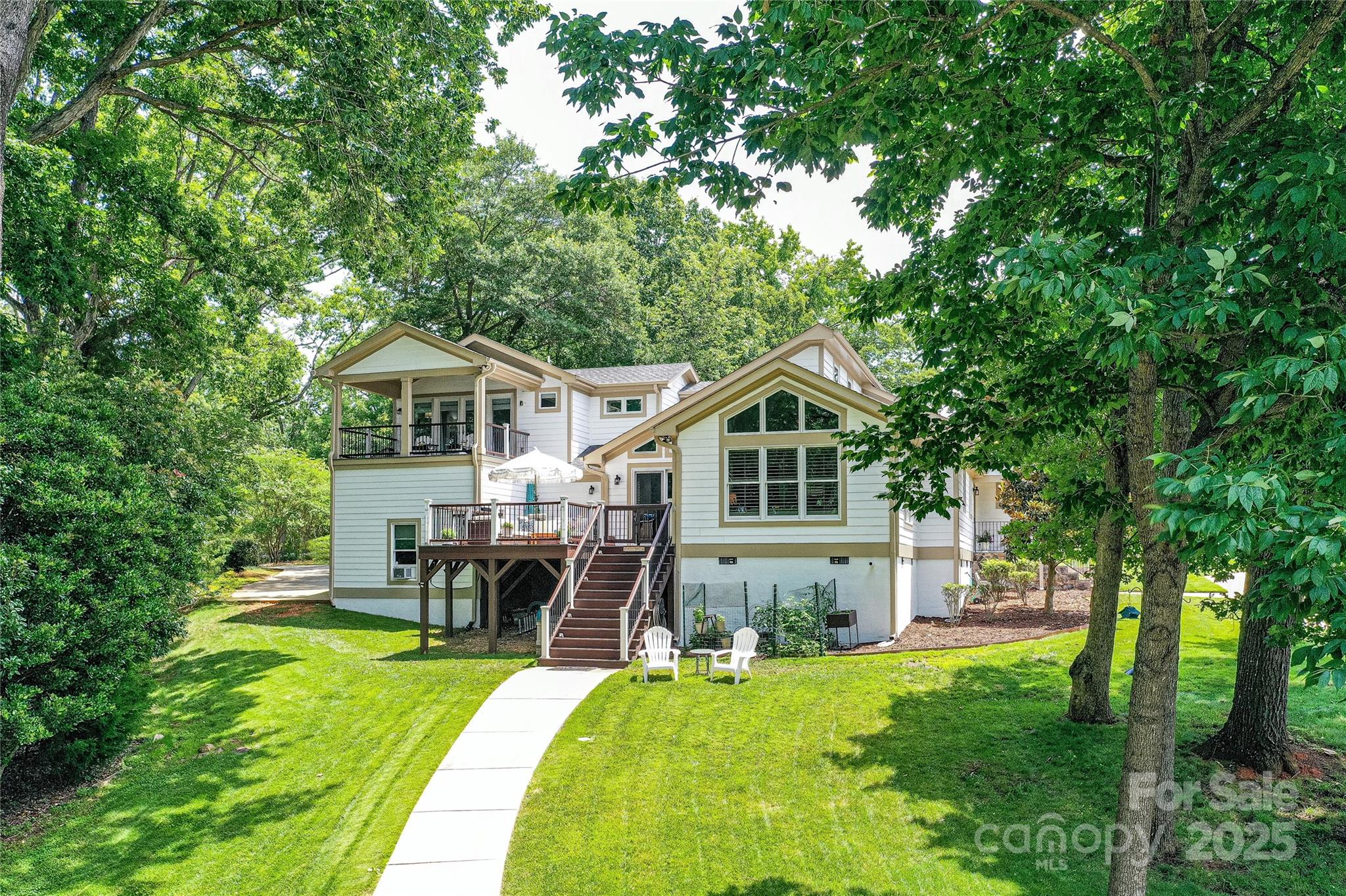 Tega Cay - Residential