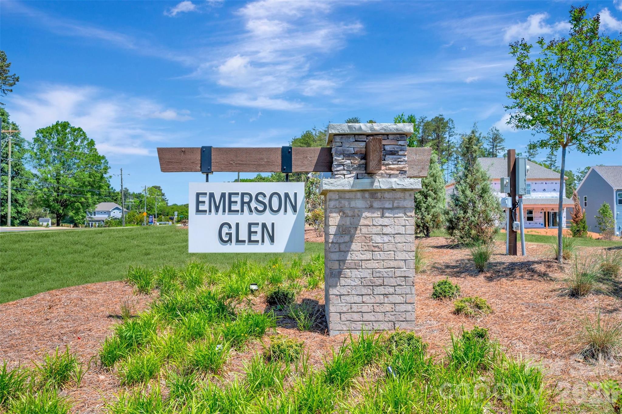 Emerson Glen - Residential