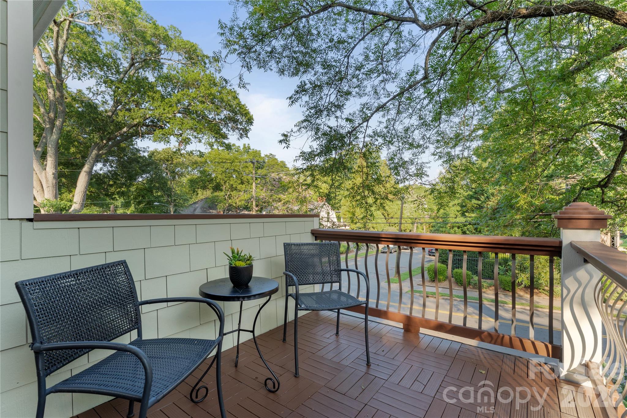 Elizabeth - Residential