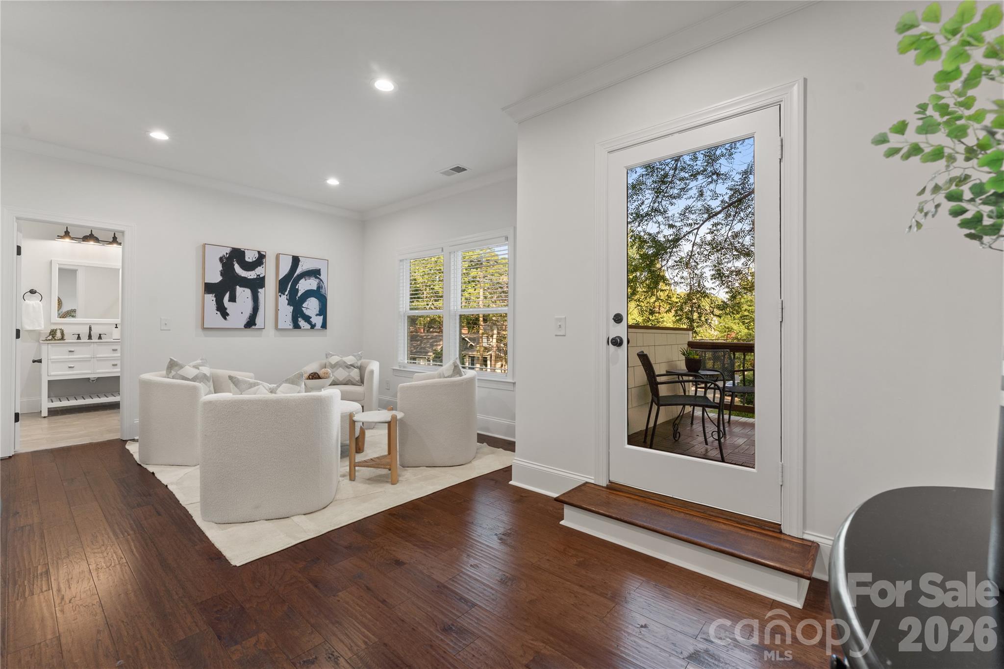 Elizabeth - Residential