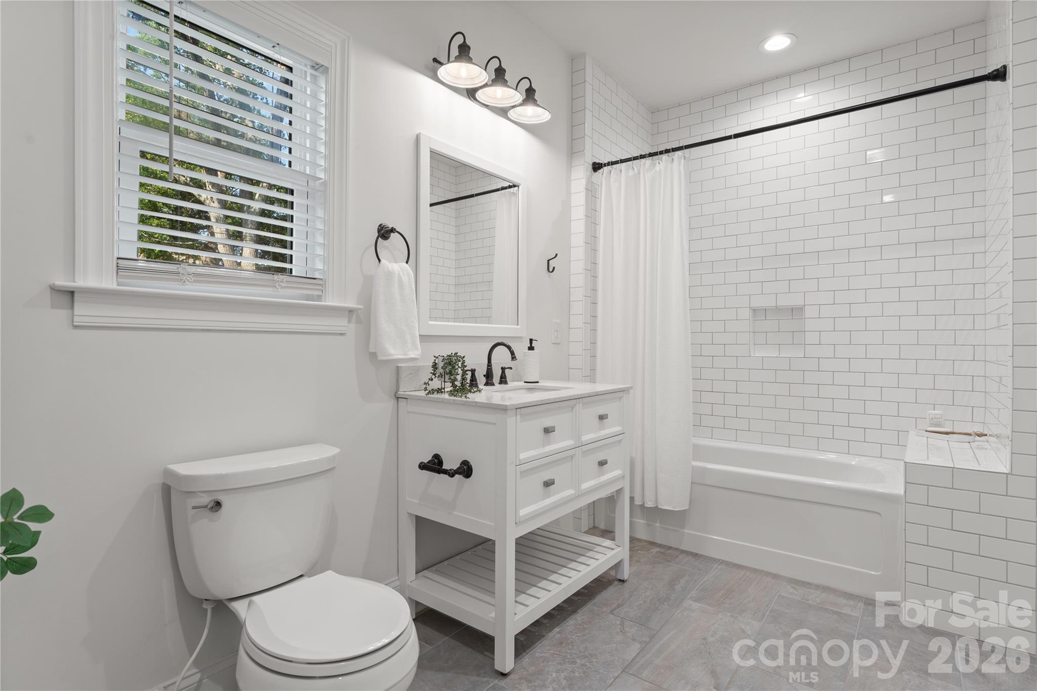 Elizabeth - Residential