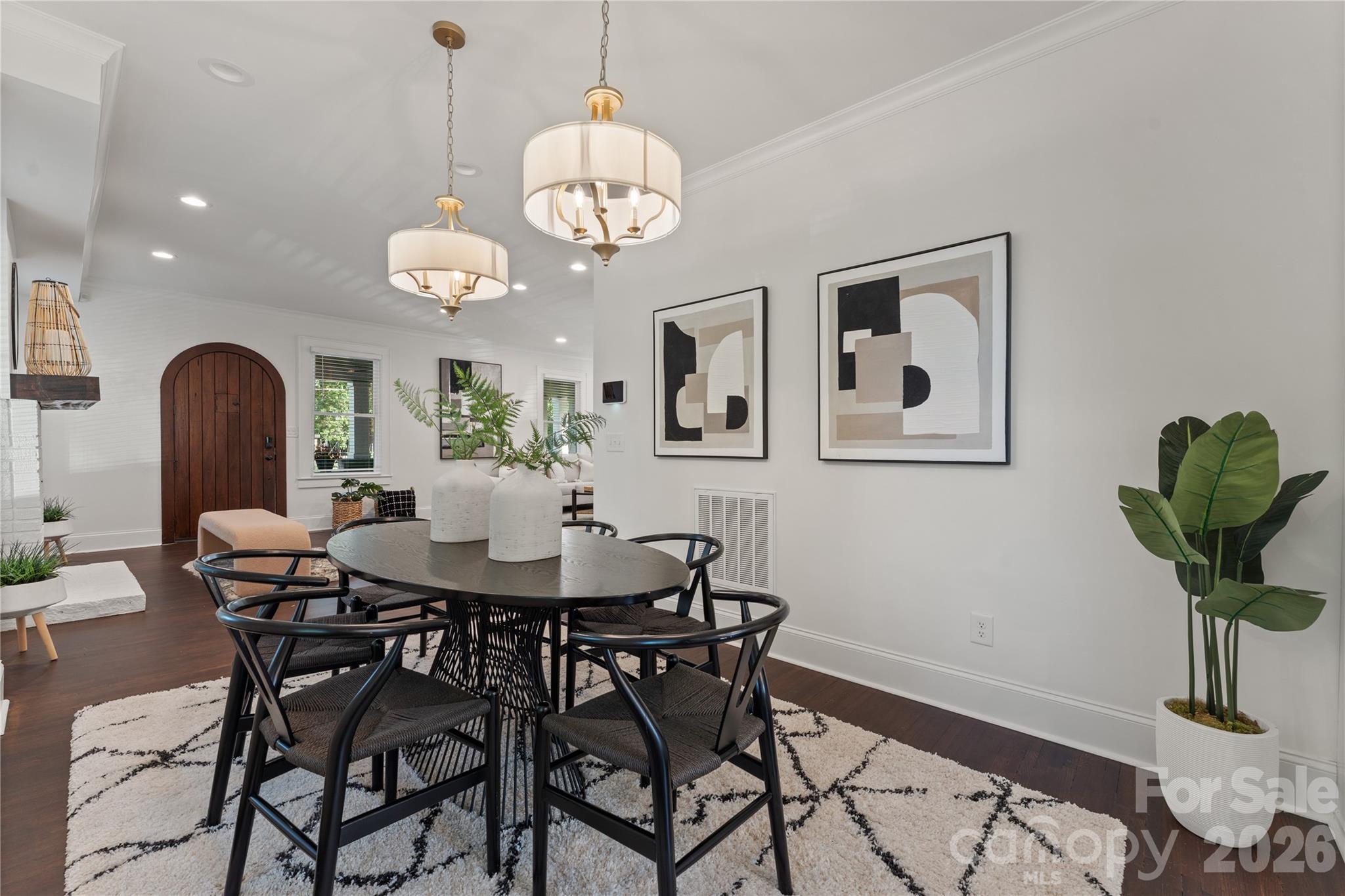 Elizabeth - Residential