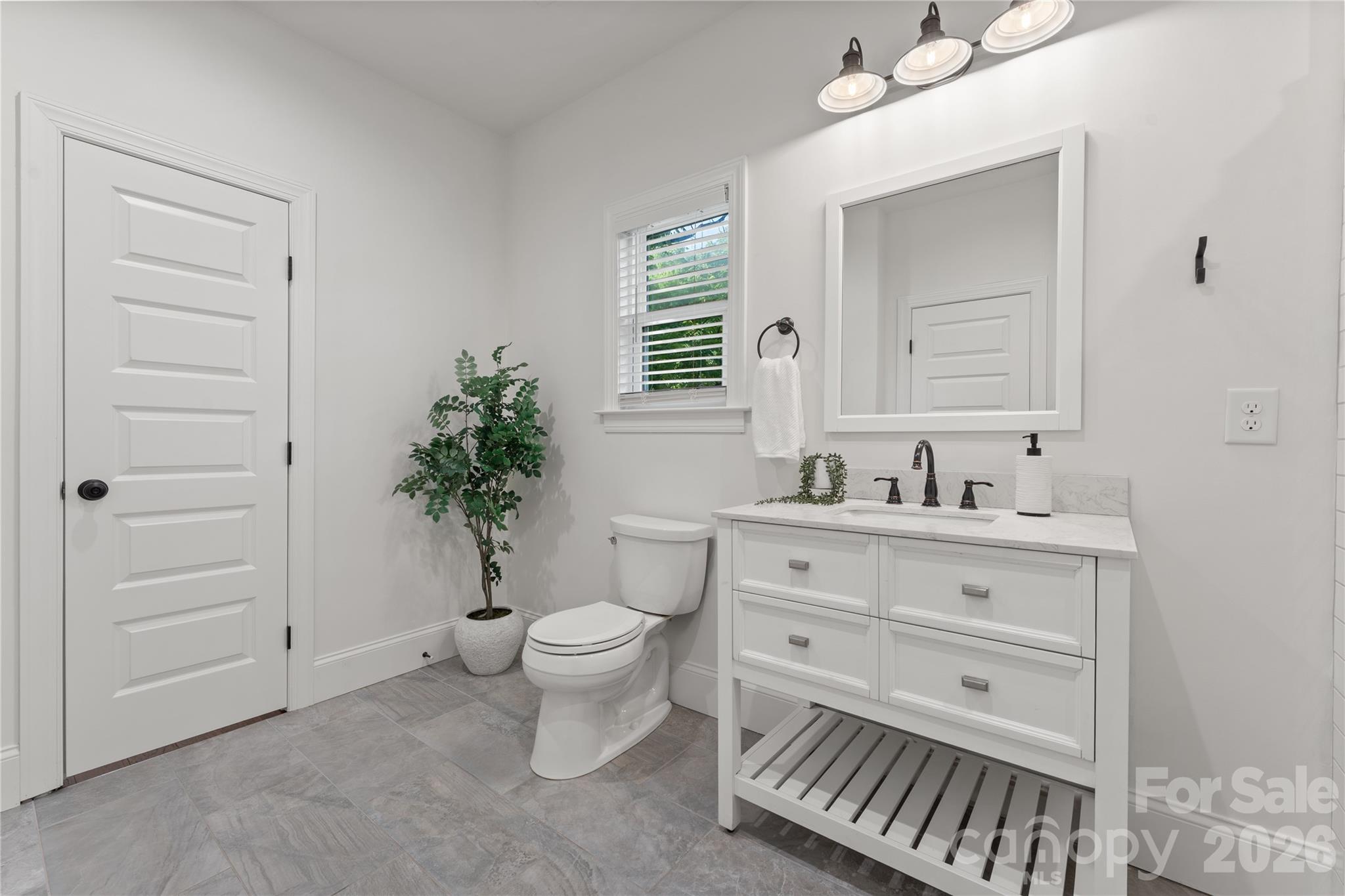 Elizabeth - Residential