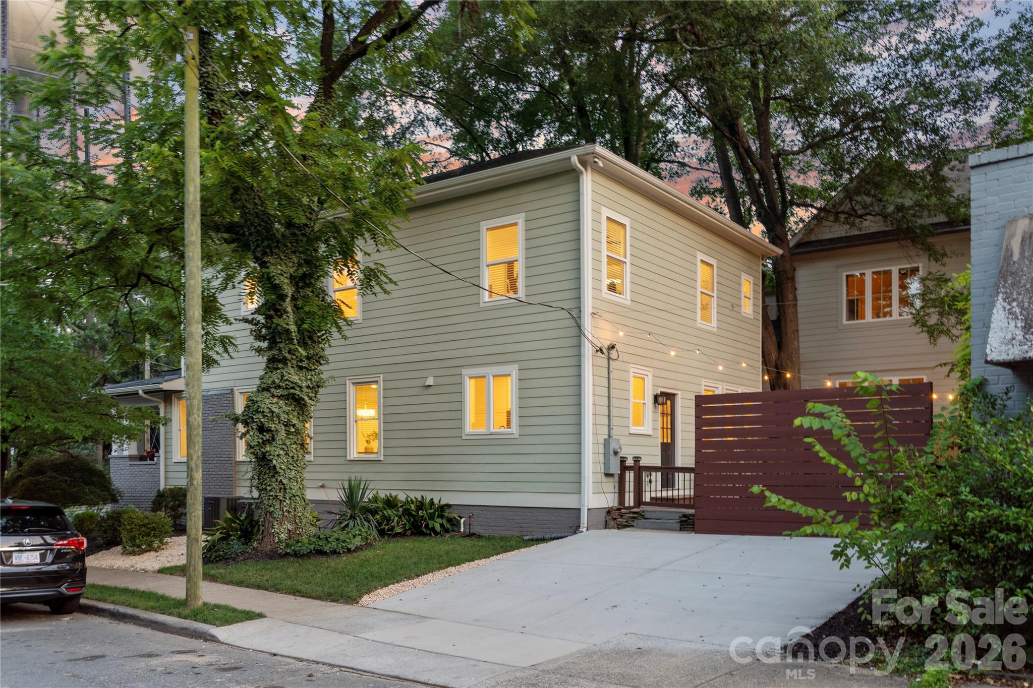 Elizabeth - Residential