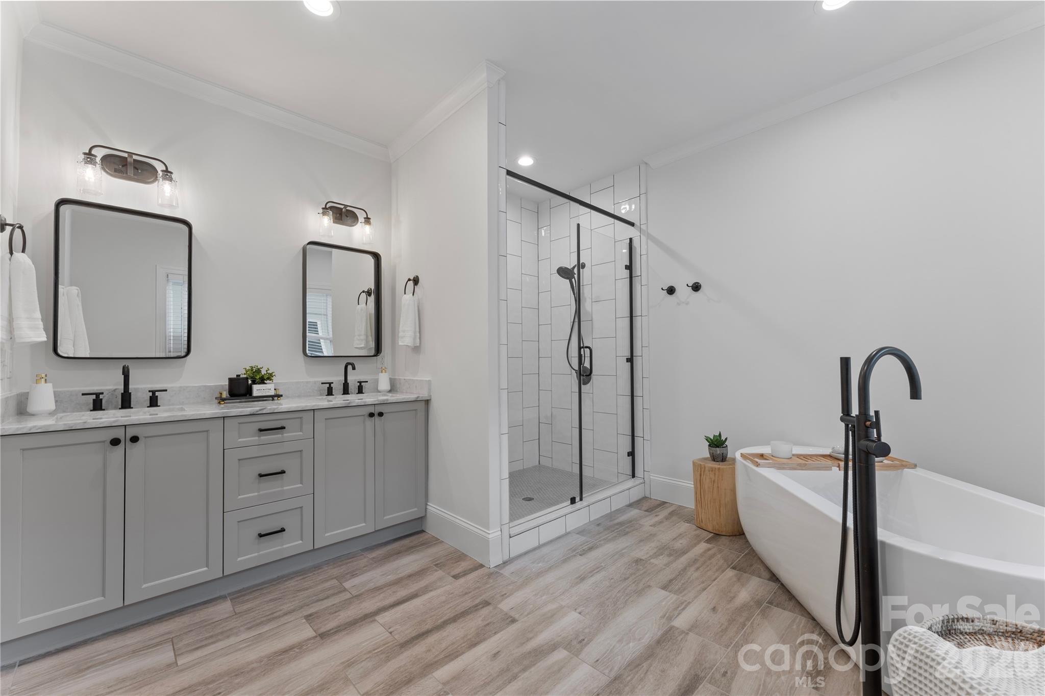Elizabeth - Residential