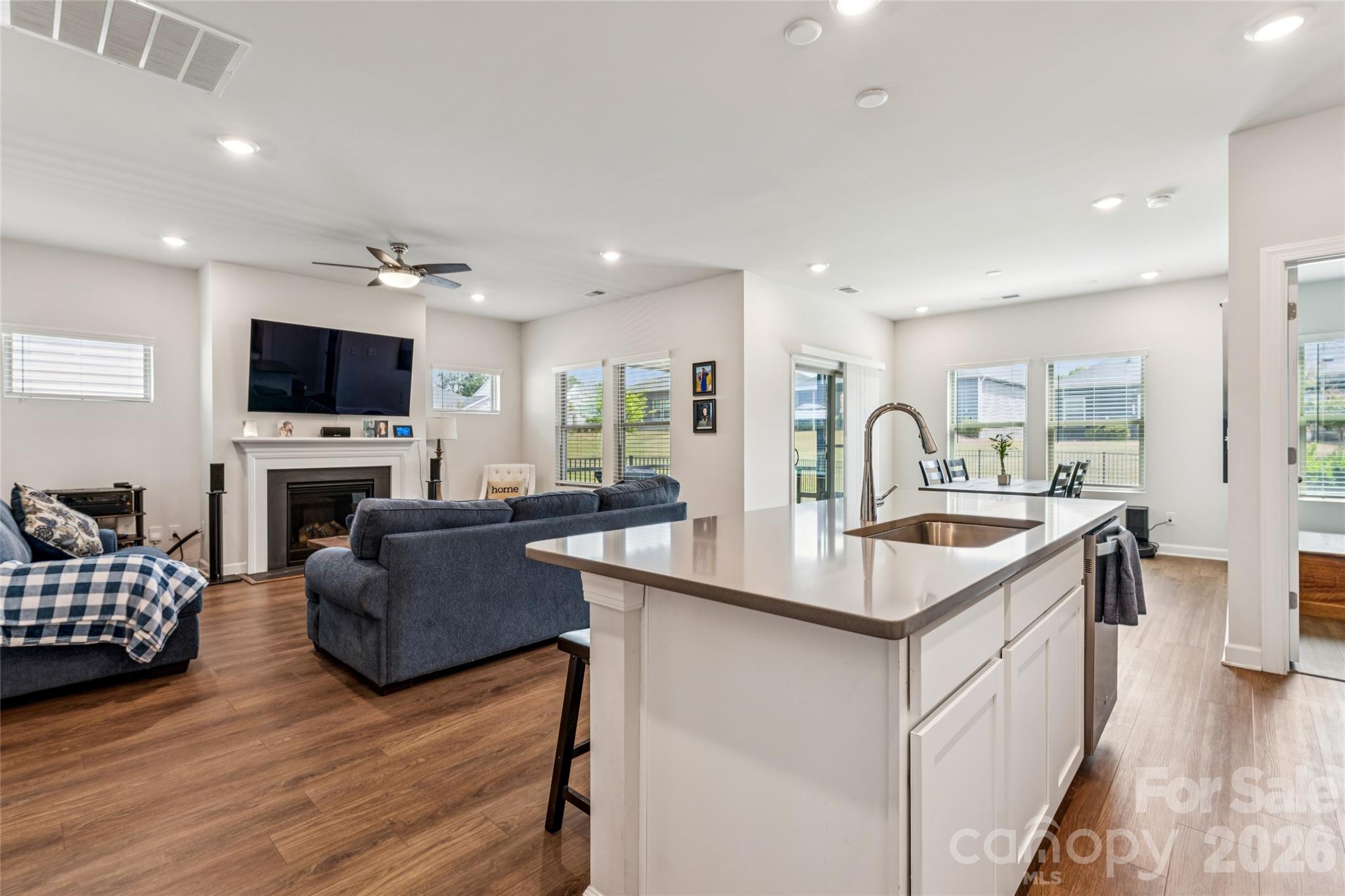 Larkhaven Hills - Residential