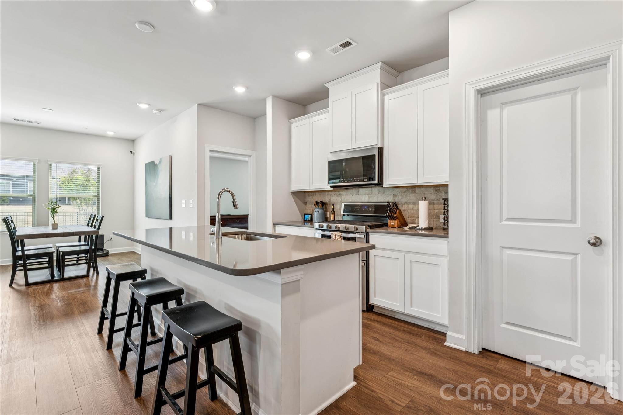 Larkhaven Hills - Residential