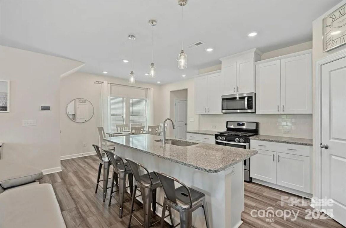 Stoneybrook Station - Residential Lease