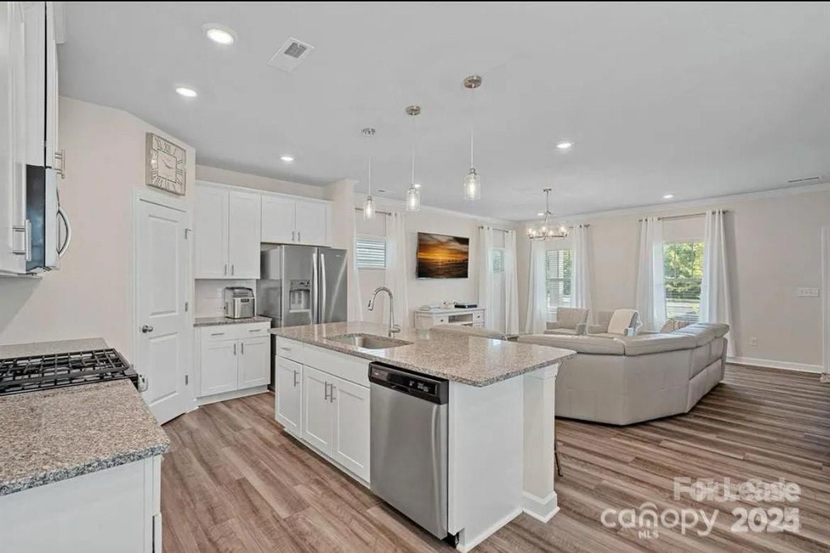 Stoneybrook Station - Residential Lease