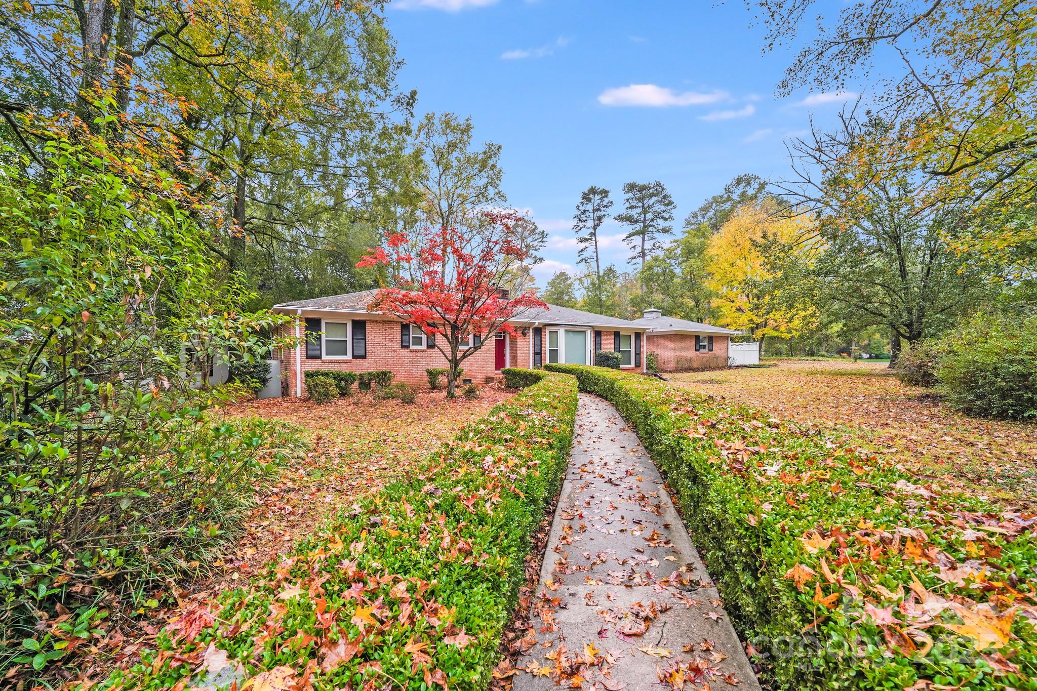 Charming 3-bedroom, 2-bath ranch home located in the highly desirable Forest Heights subdivision of Charlotte, NC. This well-maintained property features beautiful landscaping that enhances its curb appeal and creates a warm, welcoming atmosphere. Inside, the home offers comfort and character throughout. Ideally situated near Uptown Charlotte and SouthPark, you’ll have convenient access to premier shopping, dining, and entertainment. With its blend of charm, location, and livability, this home is a must-see. Schedule your tour today!