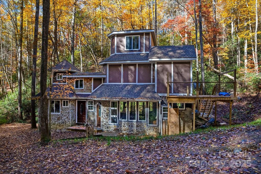 Oak Laurel - Land