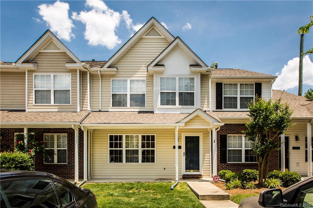 Windsor Trace - Residential