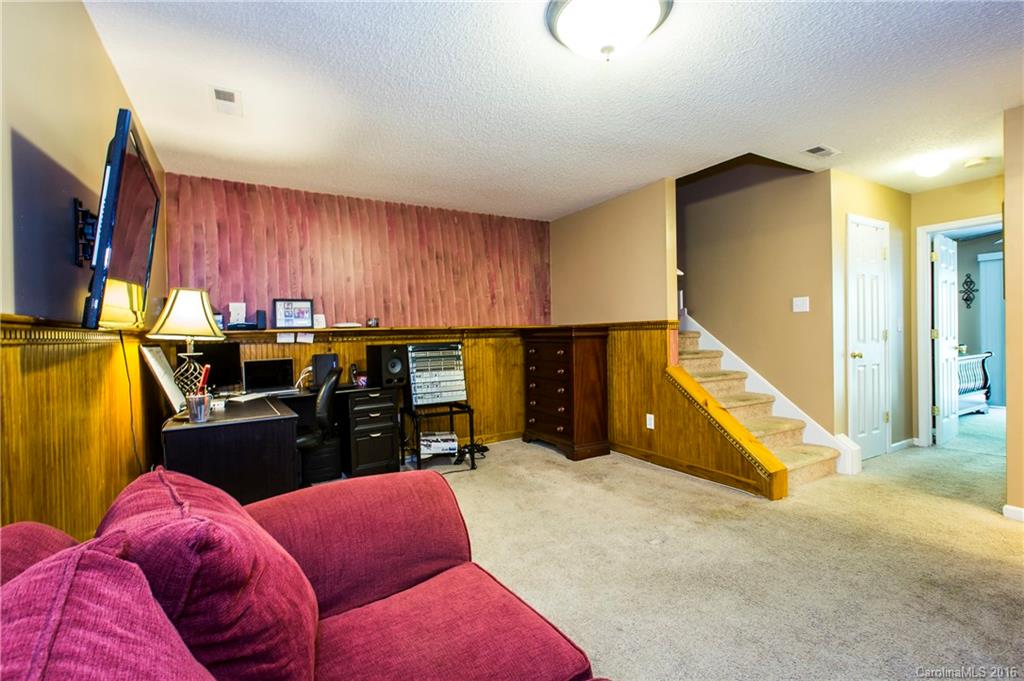 Windsor Trace - Residential