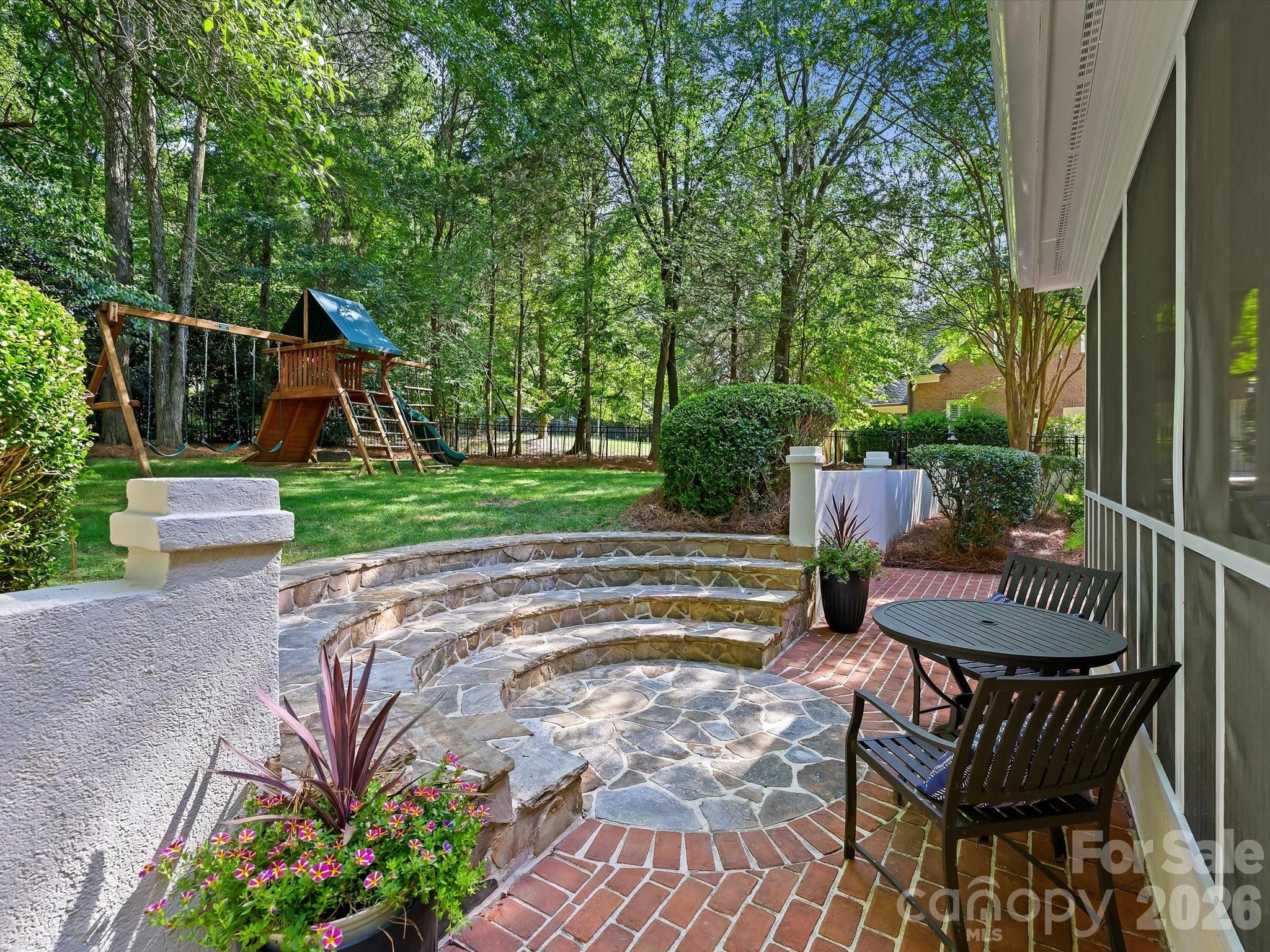 Piper Glen - Residential