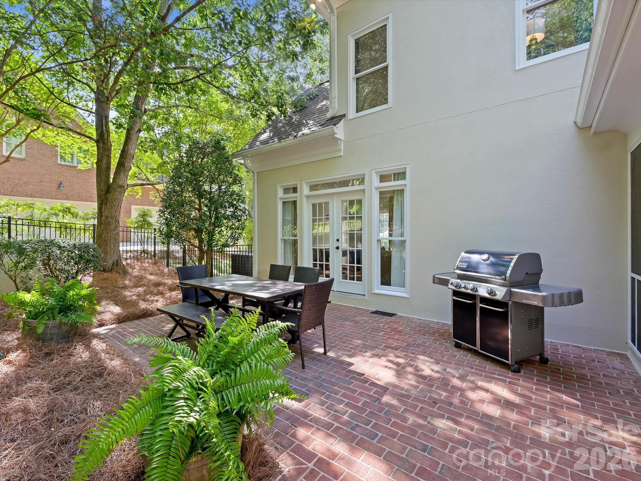 Piper Glen - Residential
