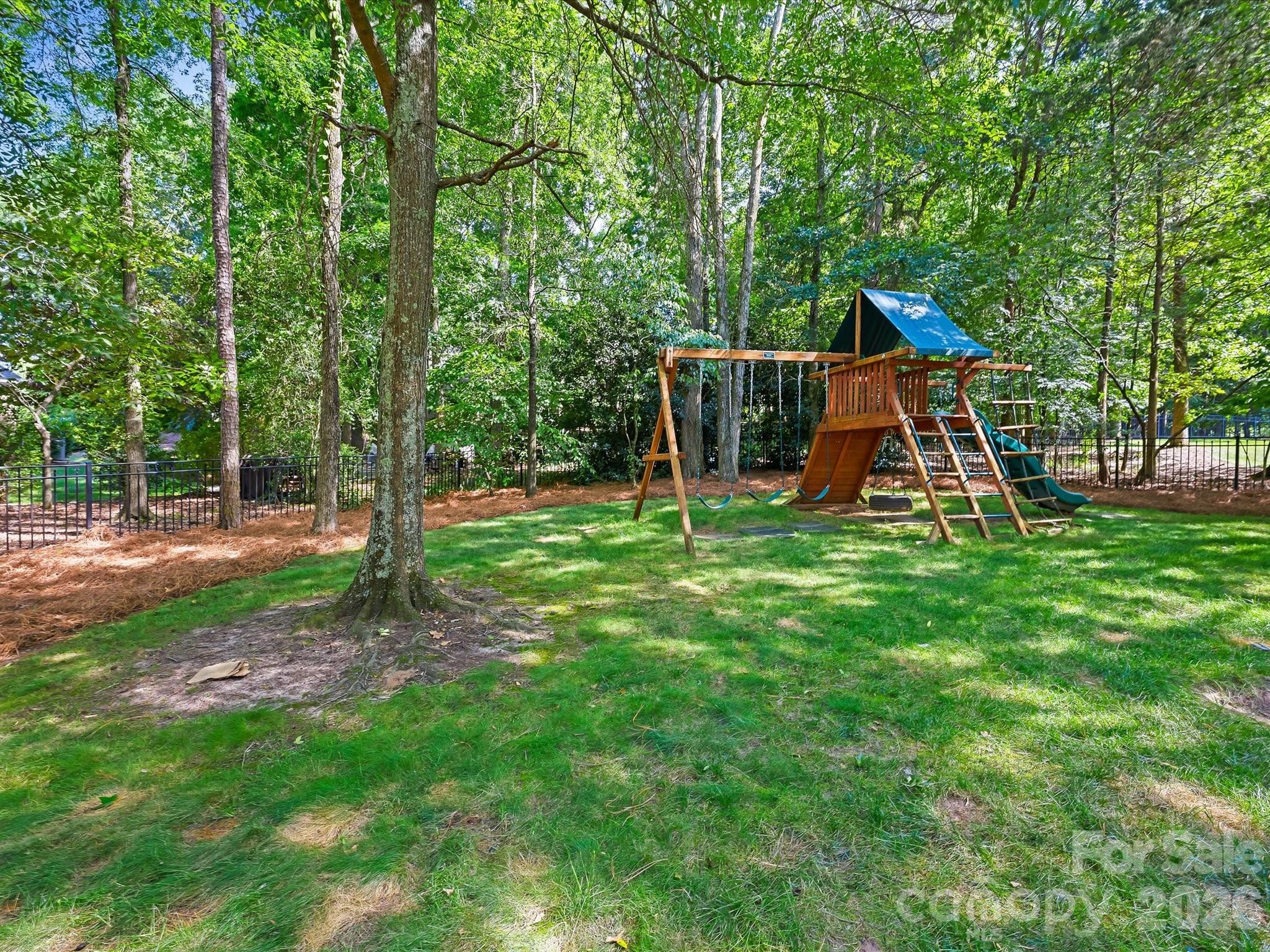 Piper Glen - Residential