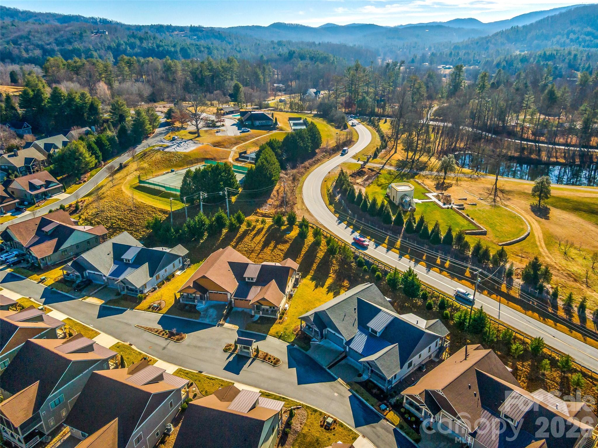 Cummings Cove - Residential