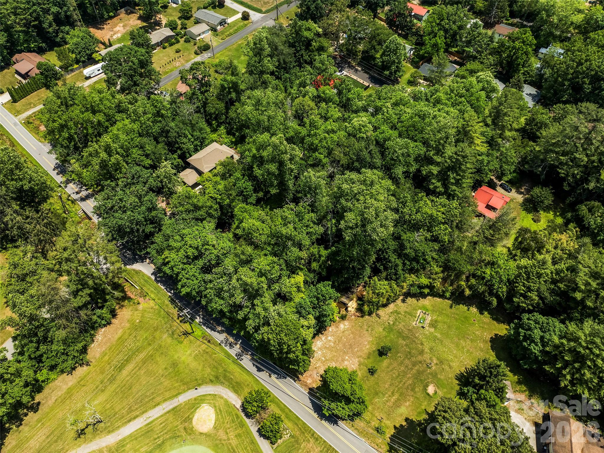 Lakewood - Land
