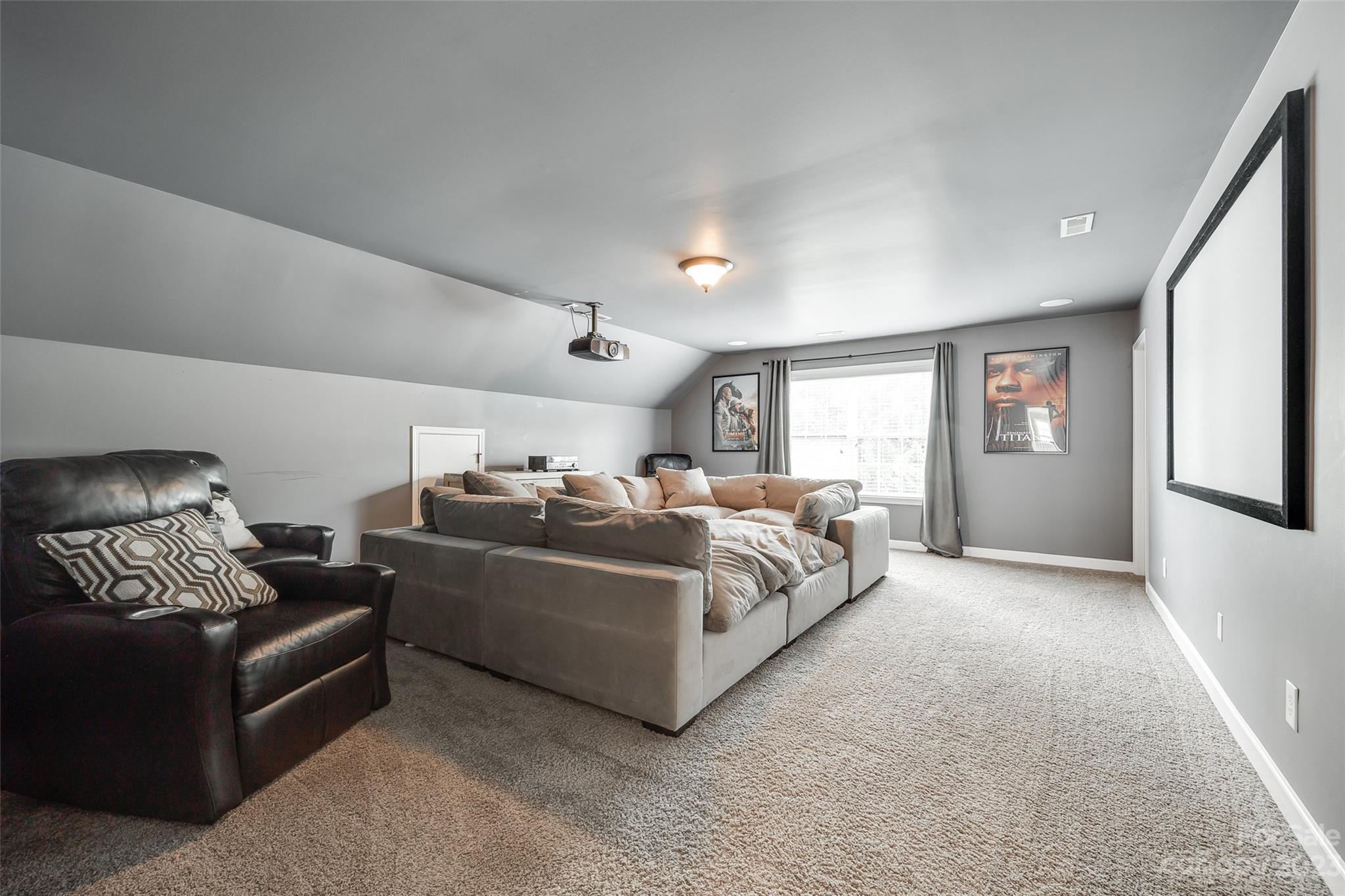 Lake Ridge - Residential