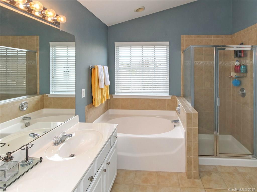 Ridge Pointe - Residential