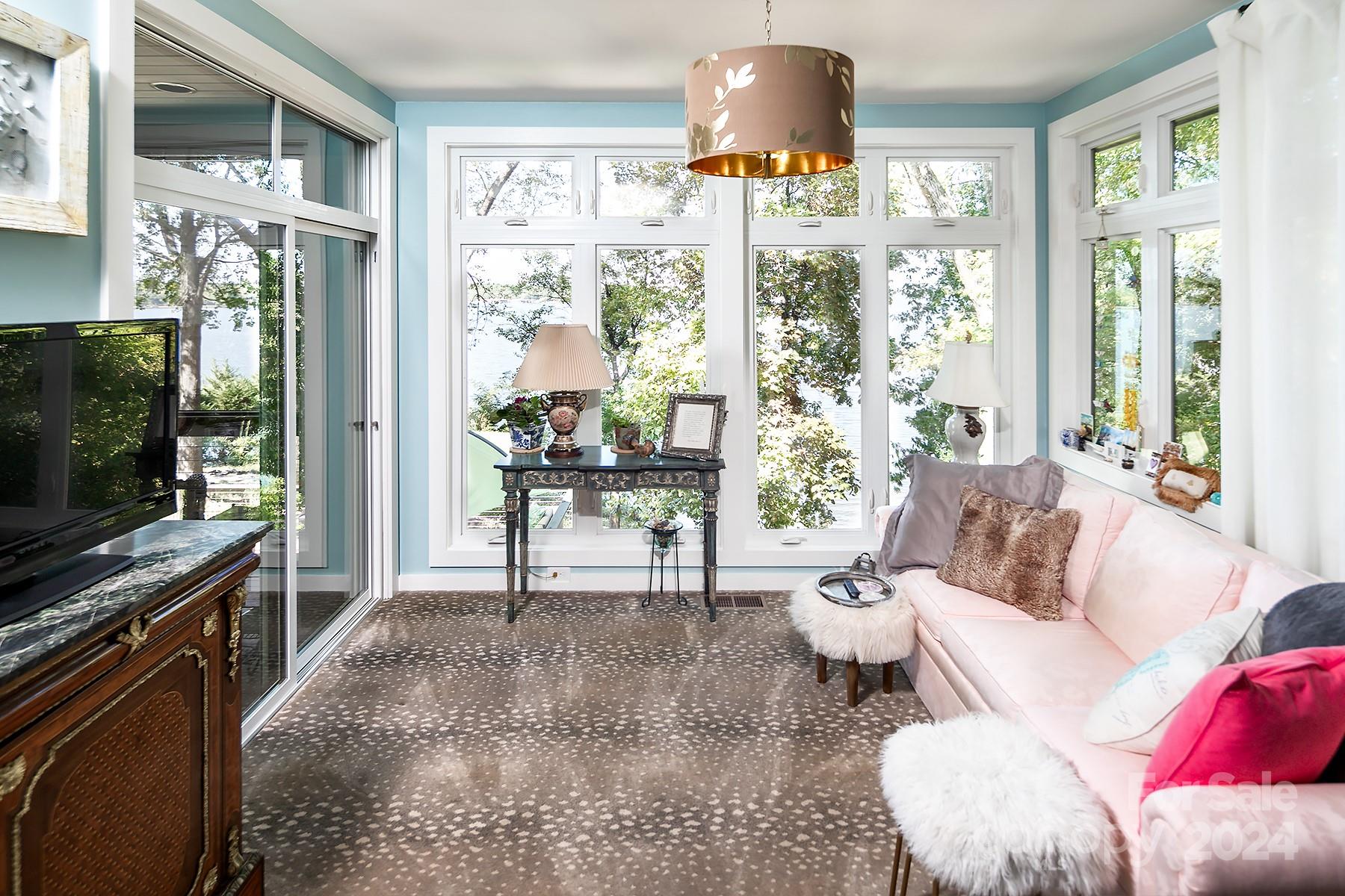 Tega Cay - Residential