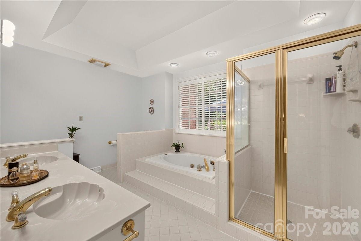 Giverny - Residential