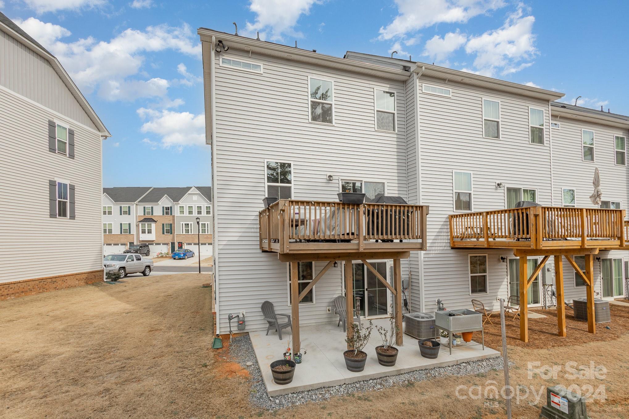 Grantham Place - Residential