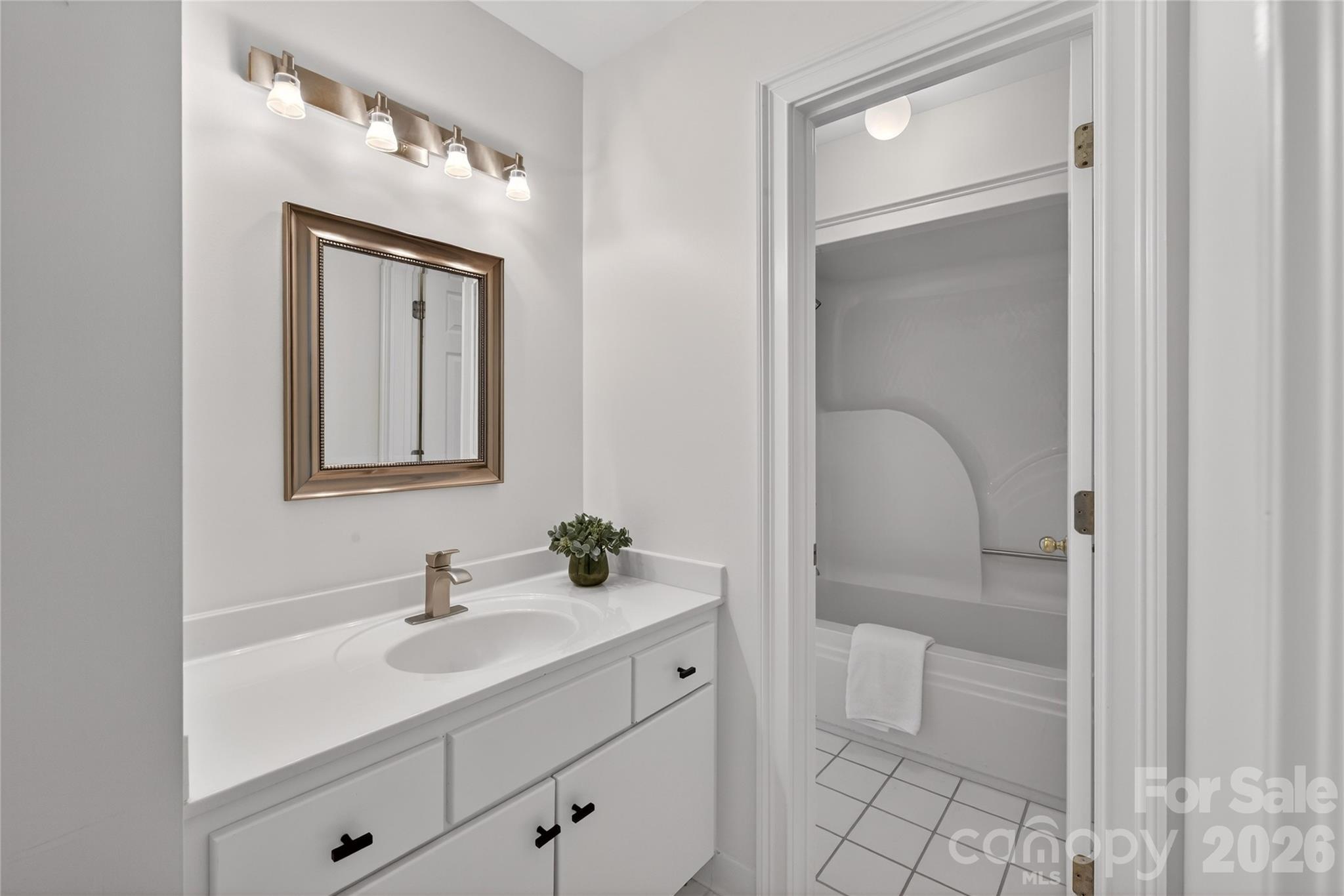 Meadow Lakes II - Residential