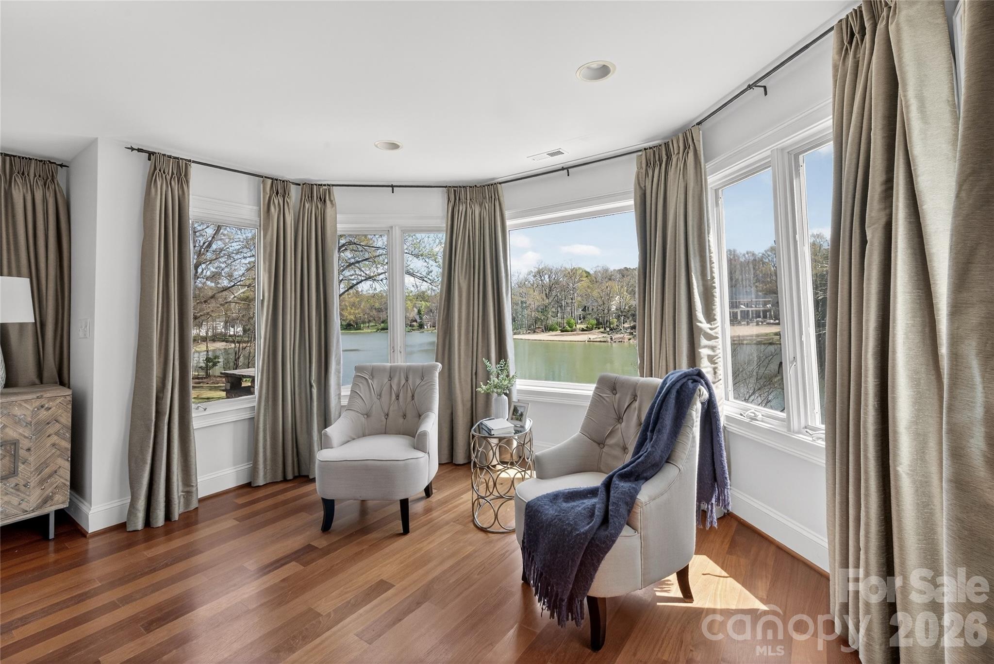 Meadow Lakes II - Residential