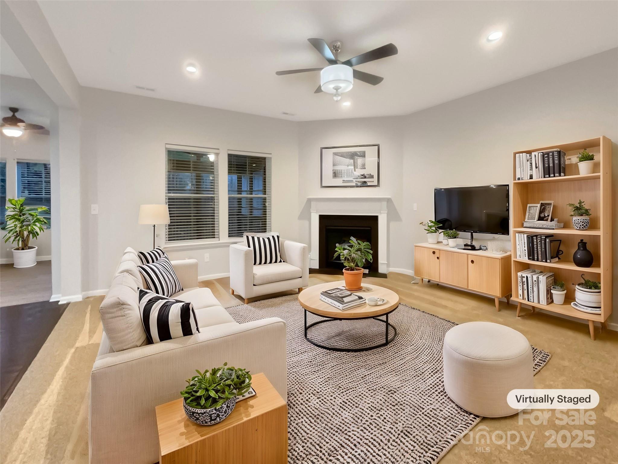 River Lakes - Residential
