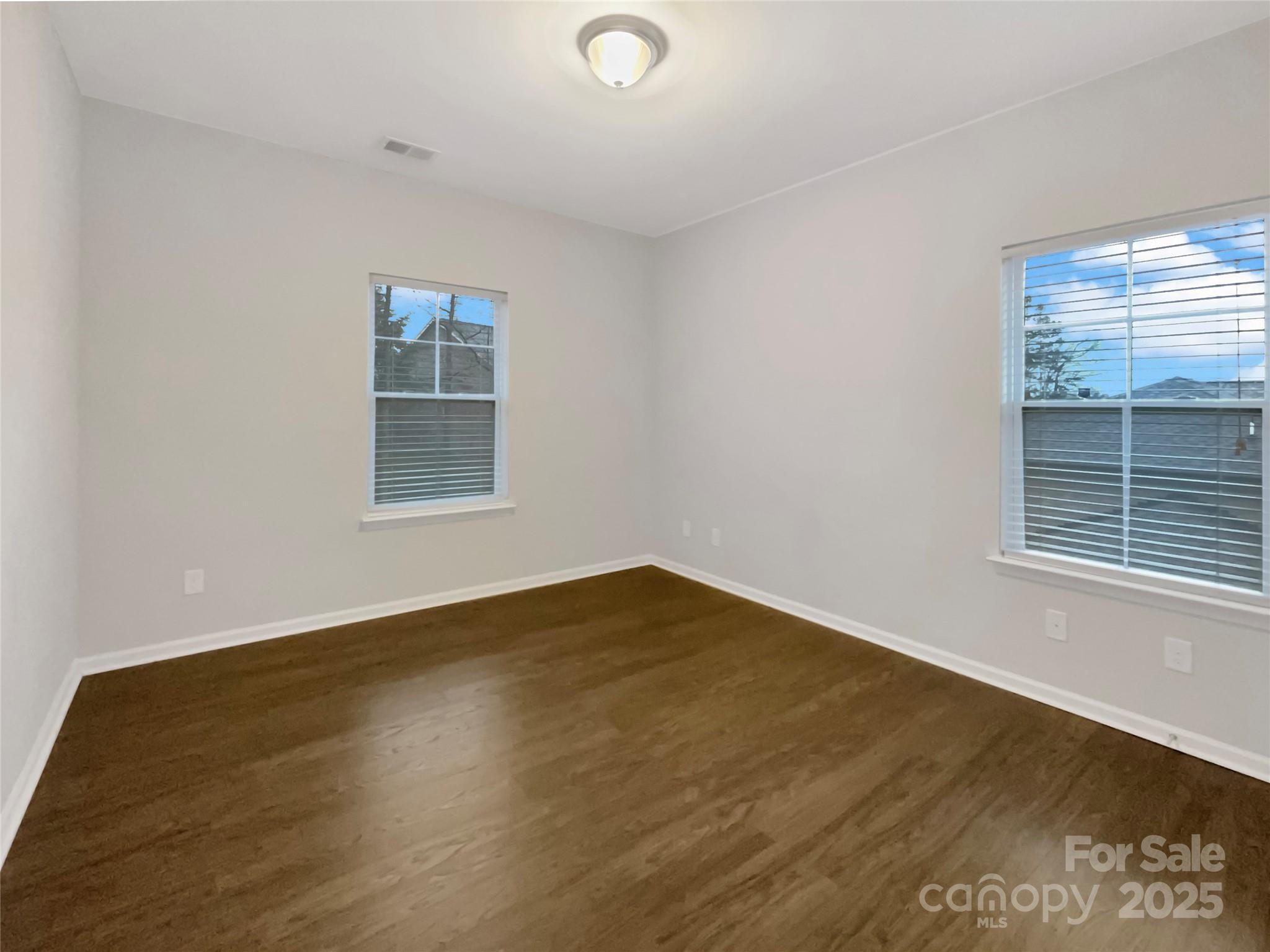 River Lakes - Residential