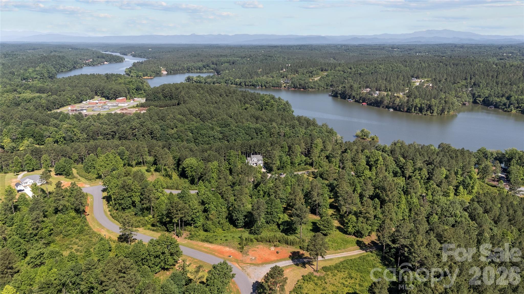 Island Pointe at Lake Vistas - Residential