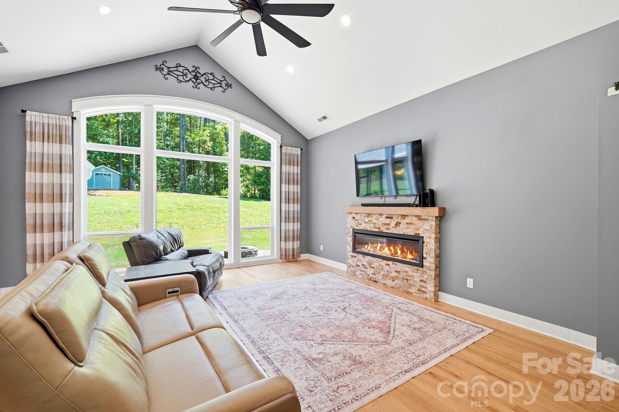 Edgewater - Residential