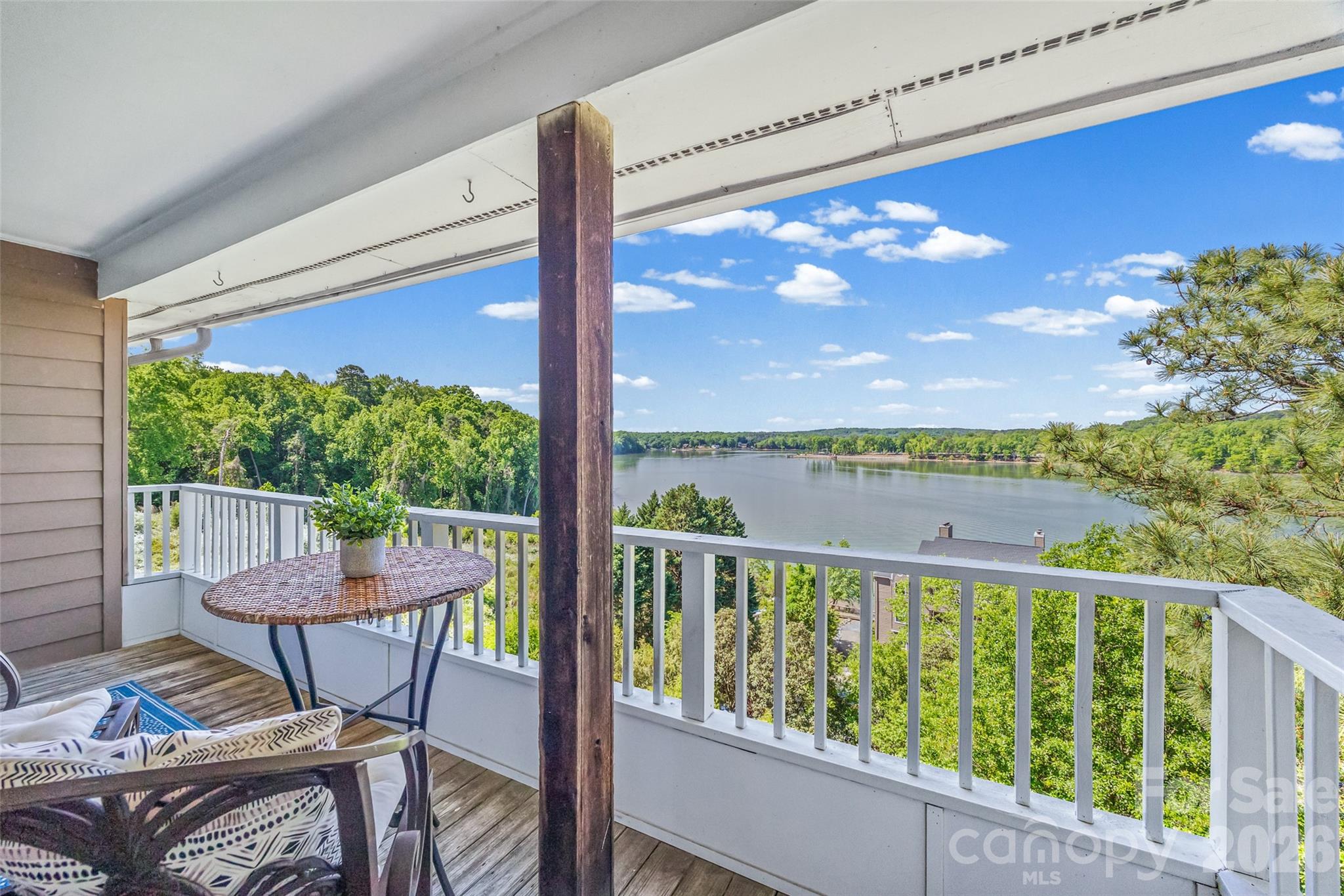 Emerald Point - Residential