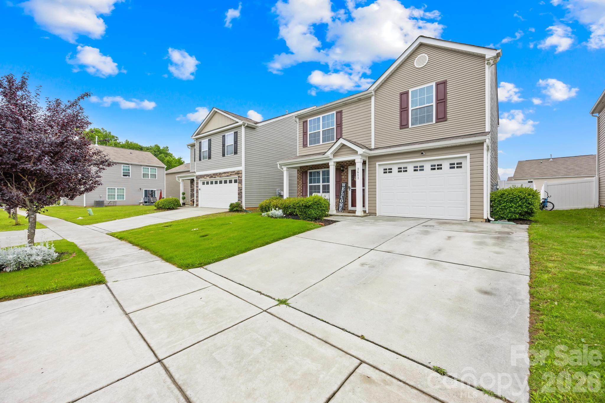 Apple Creek Village - Residential