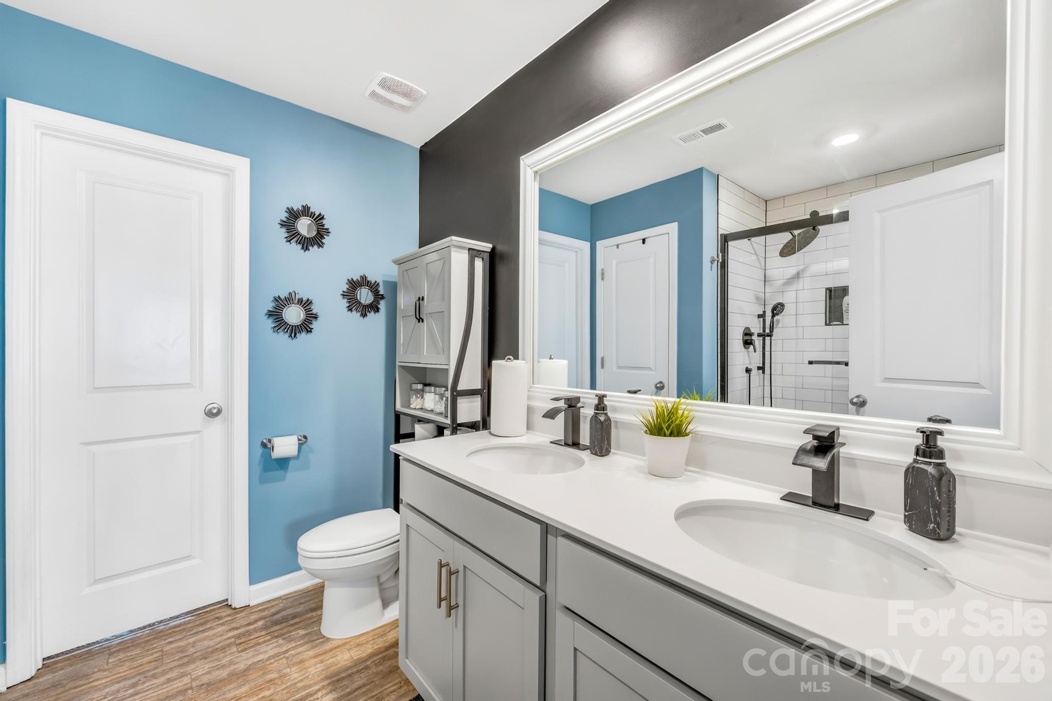 Apple Creek Village - Residential