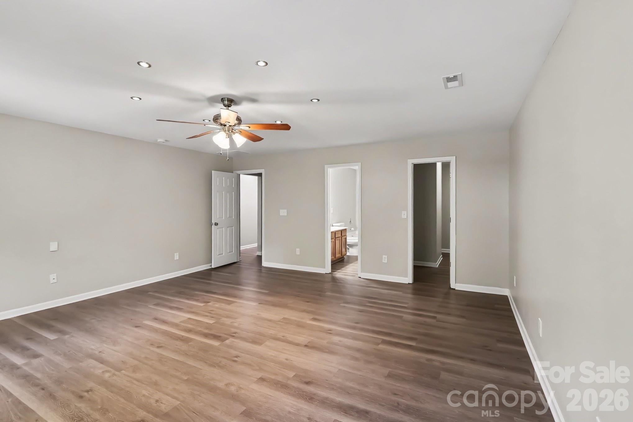 Ashburn Farms - Residential