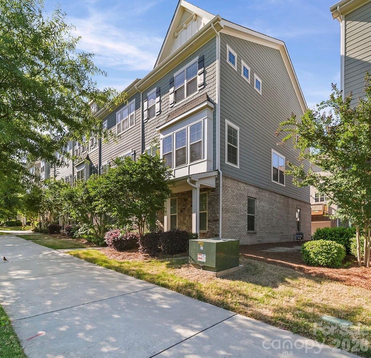 Hadley at Arrowood Station - Residential