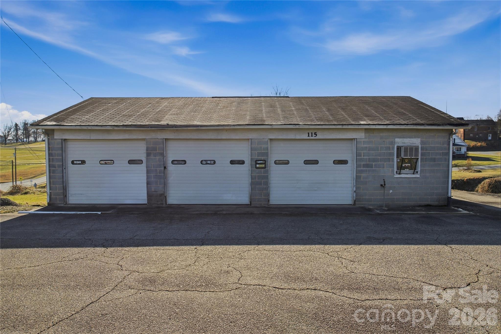 Unique opportunity in downtown Glen Alpine.  This former small auto repair shop features a 3-bay garage with office space and has been unused for several years.

Could be ideal for vintage car enthusiasts needing storage space or for artists looking for a creative workspace.  A convenient location is enhanced by long-range mountain views, providing an inspiring backdrop.