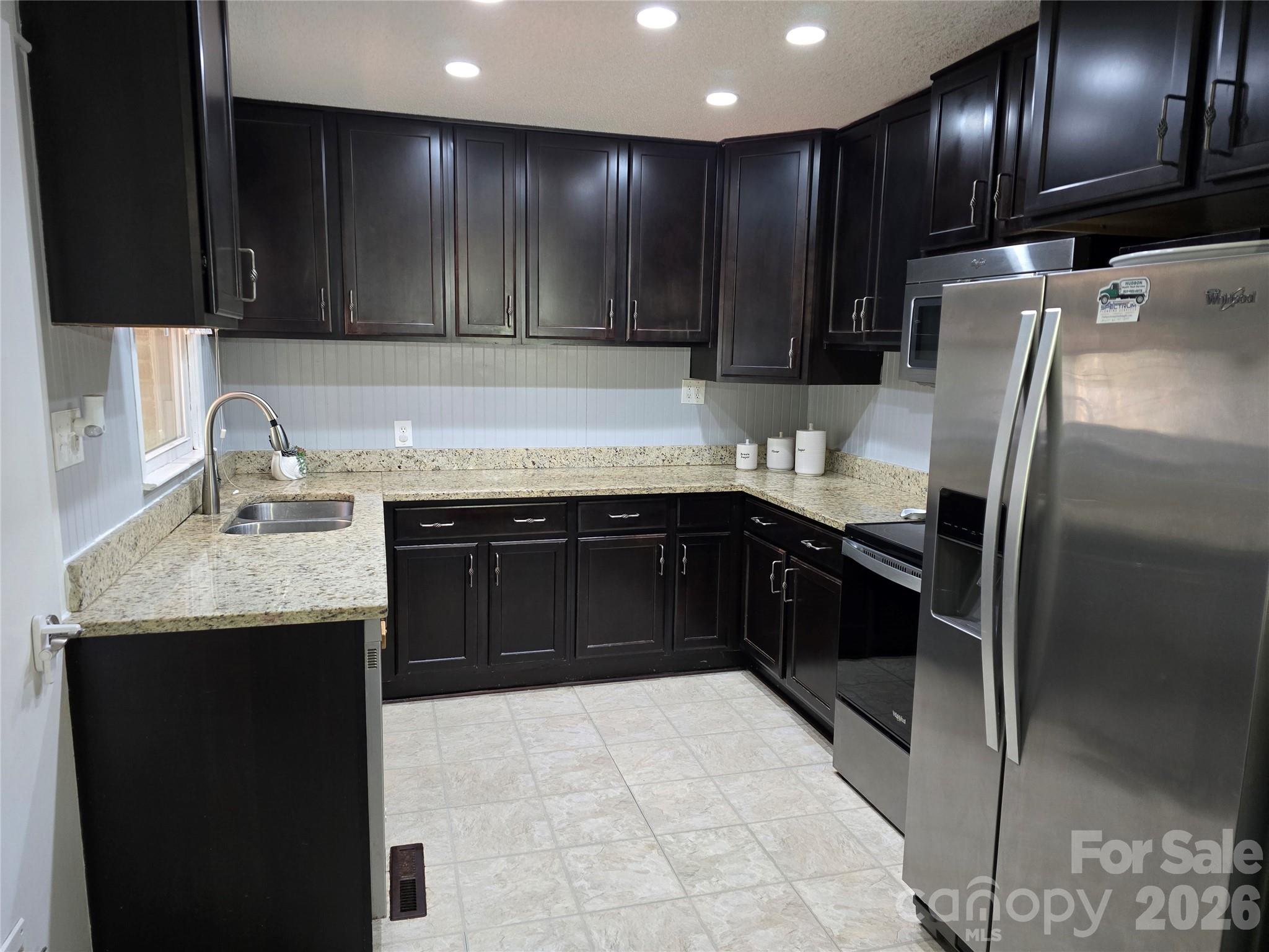 Oakwood Acres - Residential